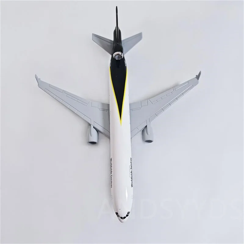 Airplane Model 20cm UPS Cargo Airlines MD-11 Metal Scale Model Plane Kits To Build With Wheels Landing Gears Diecast Aircraft