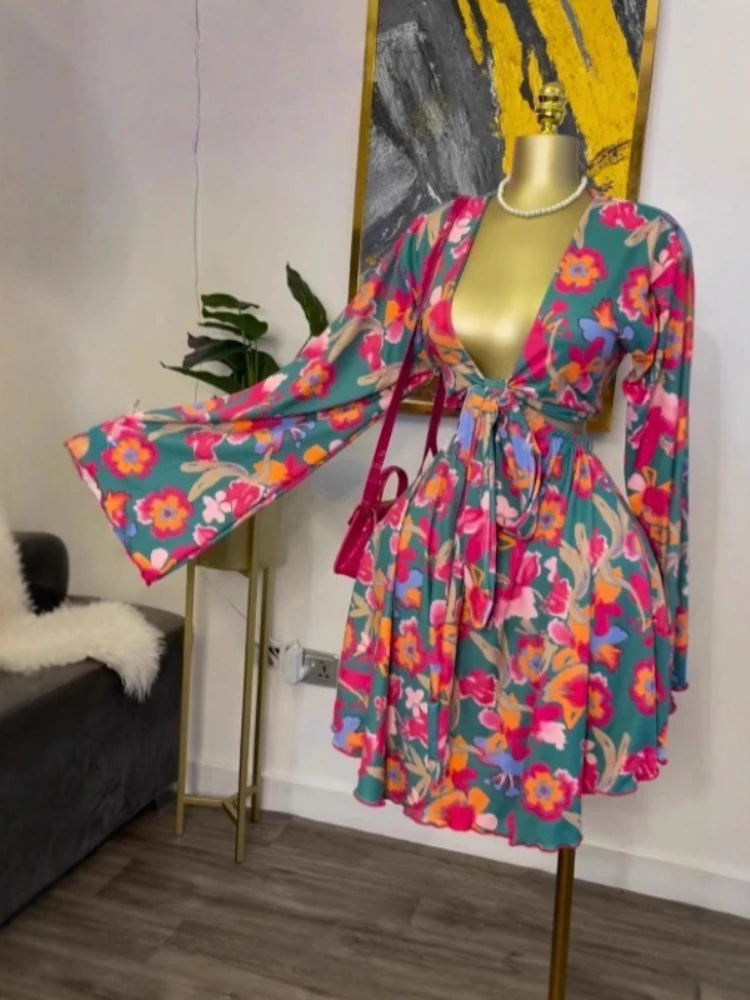 

Elegant Floral Printed Women's Set Long Sleeve V-neck Shirts Tops and Mini Skirts Suit Fall Casual Party Two 2 Piece Sets Outfit