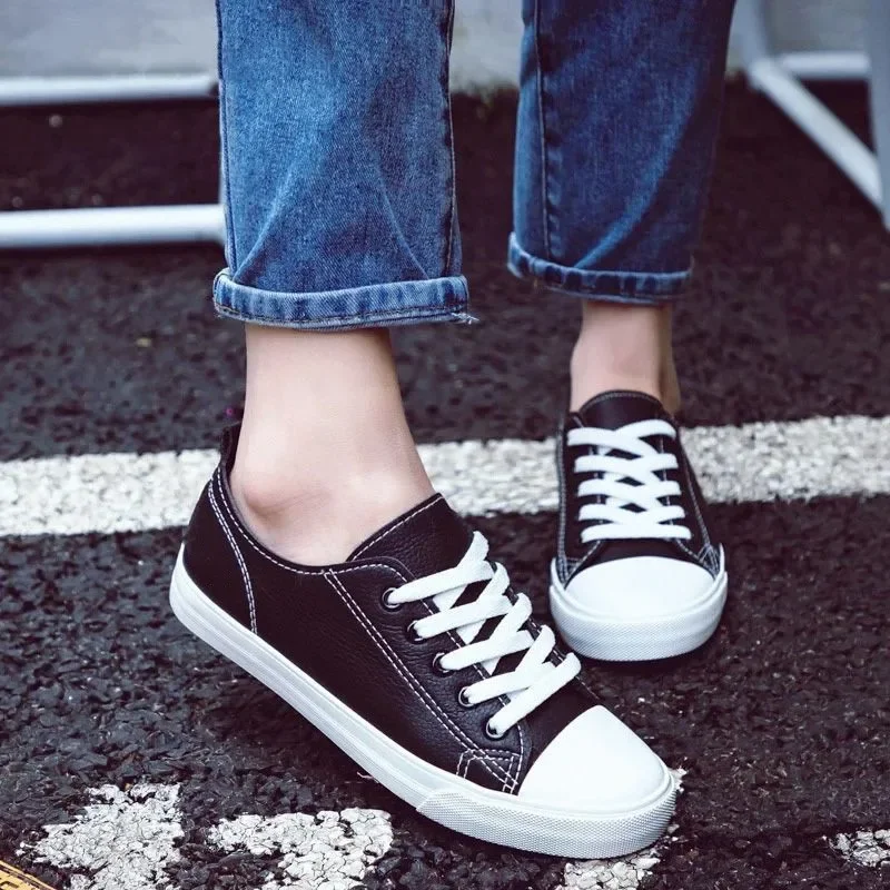 Pu Lace-up New Vulcanized Sneakers Solid Women's Shoes 2024 Hot Sale Round Toe Spring/autumn Dad Shoes Low-heeled Sports