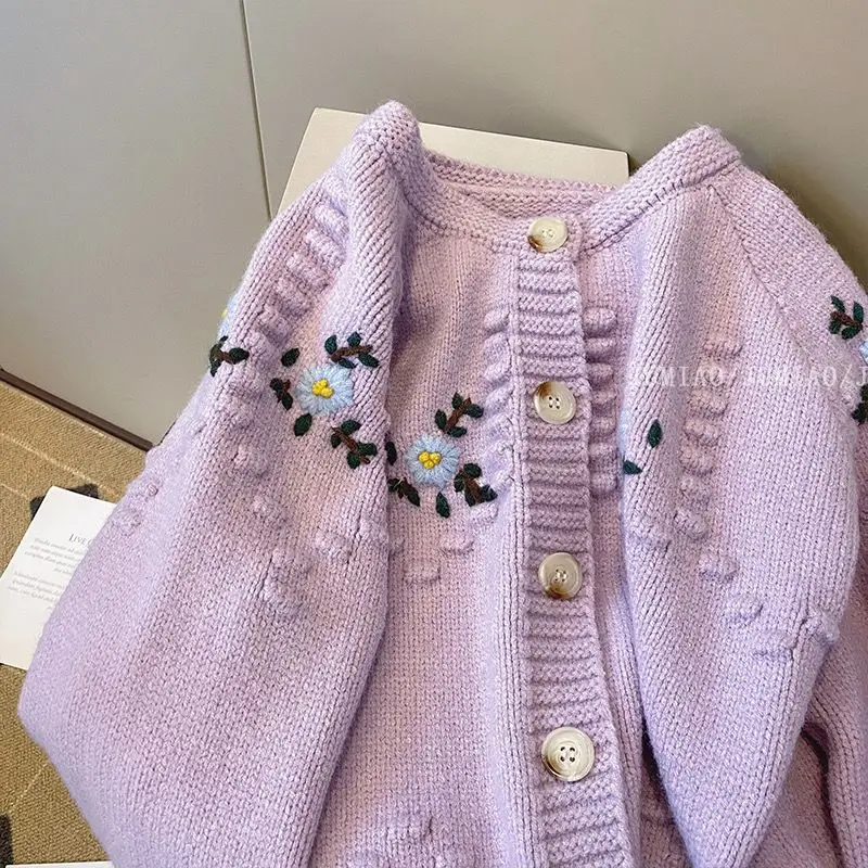 Embroidery Cardigan Women Sweet Cropped Sweaters Gentle Knitted Retro Korean Style Fashion Outwear Floral Cardigan Feminine