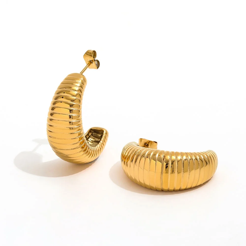 

Joolim Jewelry High Quality PVD Wholesale Waterproof Fashion Pleated Pattern C-shaped Hoop Stainless Steel Earring for Women