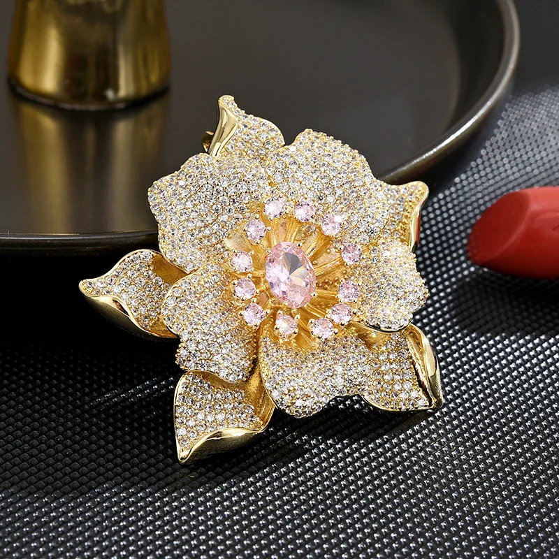 

Spring New Heavy Industry Full Zirconium Flowers Brooches for Women Elegant Fashion Corsage Exquisite Clothing Accessories Pins