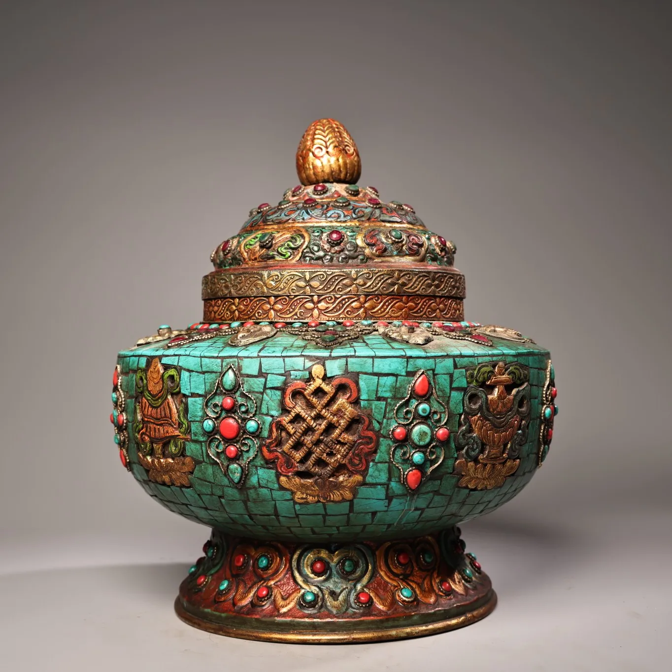 

12"Tibetan Temple Collection Old Bronze Painted Outline in gold Mosaic Gem Turquoise Eight Treasures Buddha Jar Worship Hall