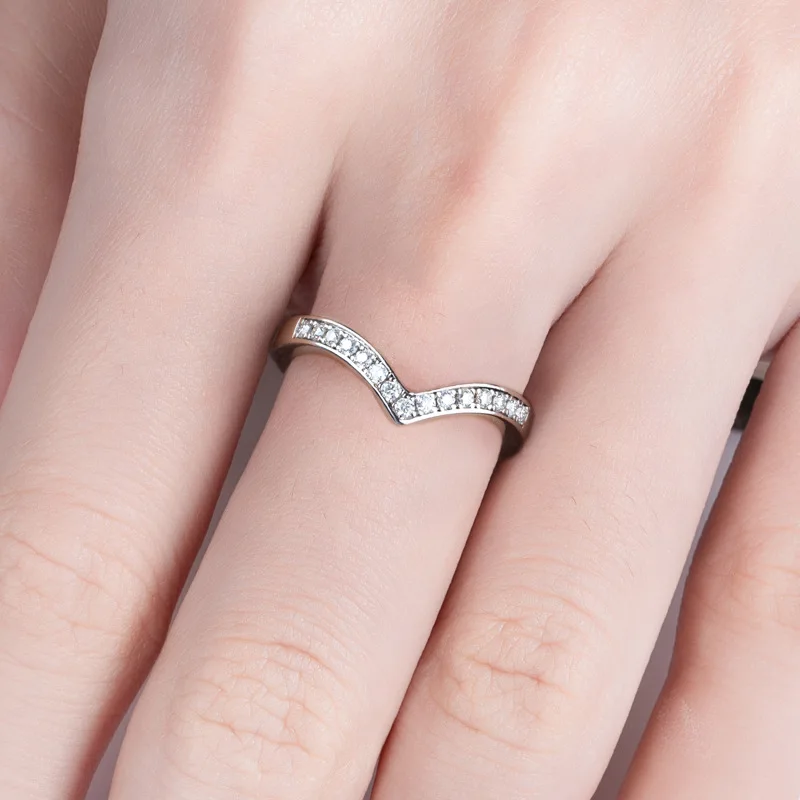 Carnica V Character Real Moissanite Ring for Women 100% S925 Sterling Silver Sparkling Wedding Band Jewelry GRA D Color Diamond