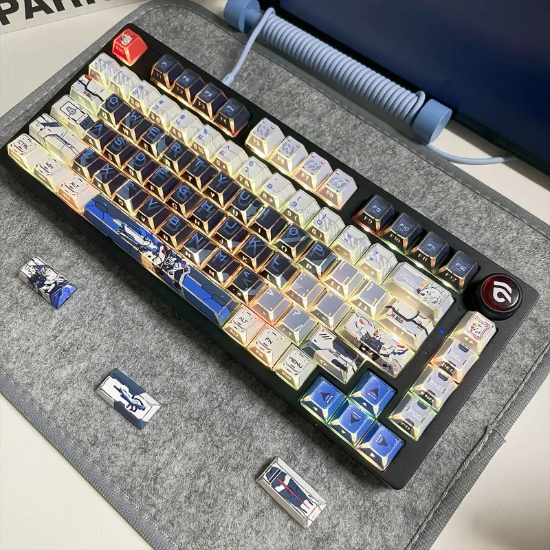 Transparent keycaps compatible with mechanical keyboards