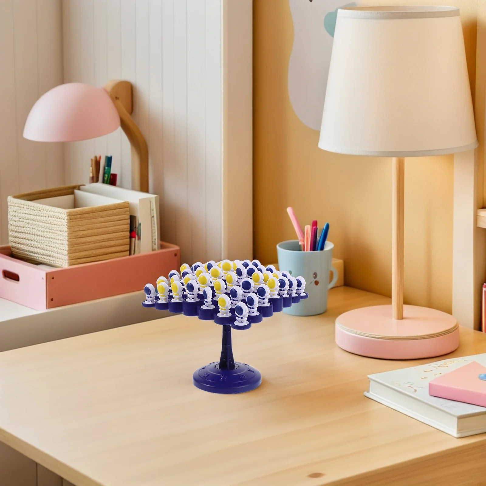 مجموعة واحدة من لعبة شجرة التوازن على الطاولة، تحدي التراص لرائد الفضاء للأطفال العائليين - يعزز التنسيق والمهارات الحركية الدقيقة