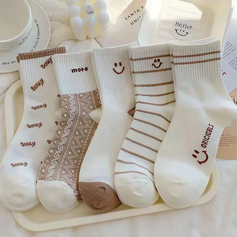 5pairs Cute Smiling Print Socks Autumn Women's Warm Socks Medium Tube Socks Casual Comfortable Sports Socks