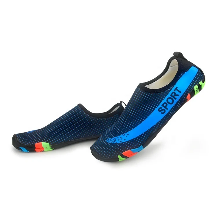 

Customized Women Men Cheap Beach Swimming Shoes Outdoor Sports Soft Water Shoes With Strip