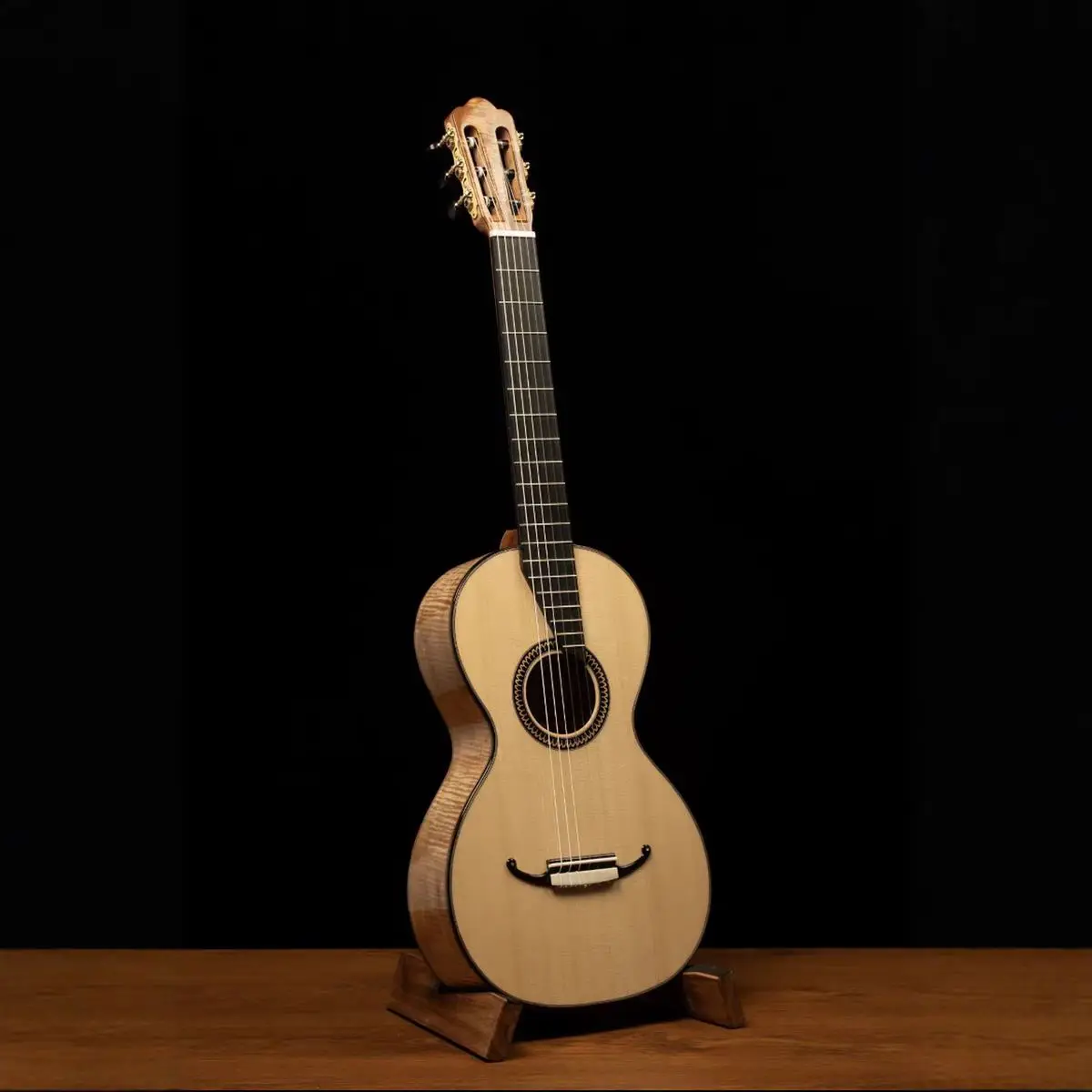

K-350 Master Luthier Handmade Torres Classical Guitar Romantic European Spruce And Maple With Ebony Fingerboard