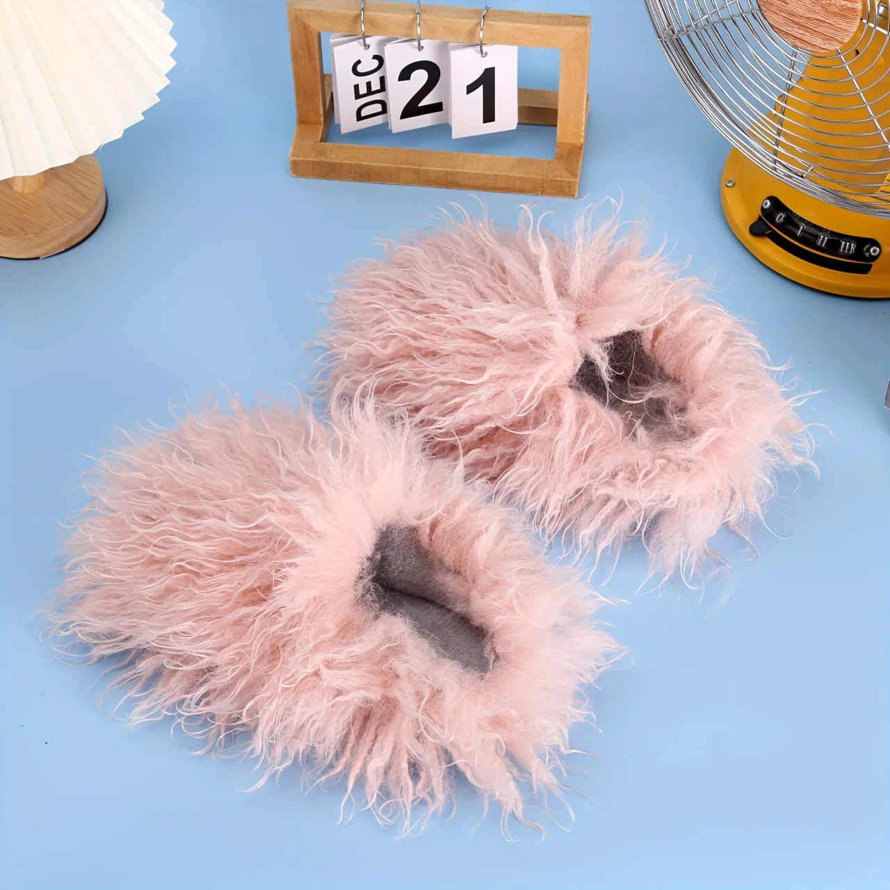 شبشب مريح من الفرو الصناعي للنساء - نعل EVA مبطن بالقطيفة وغير قابل للانزلاق، مثالي لراحة داخلية وهدايا عيد الميلاد #4