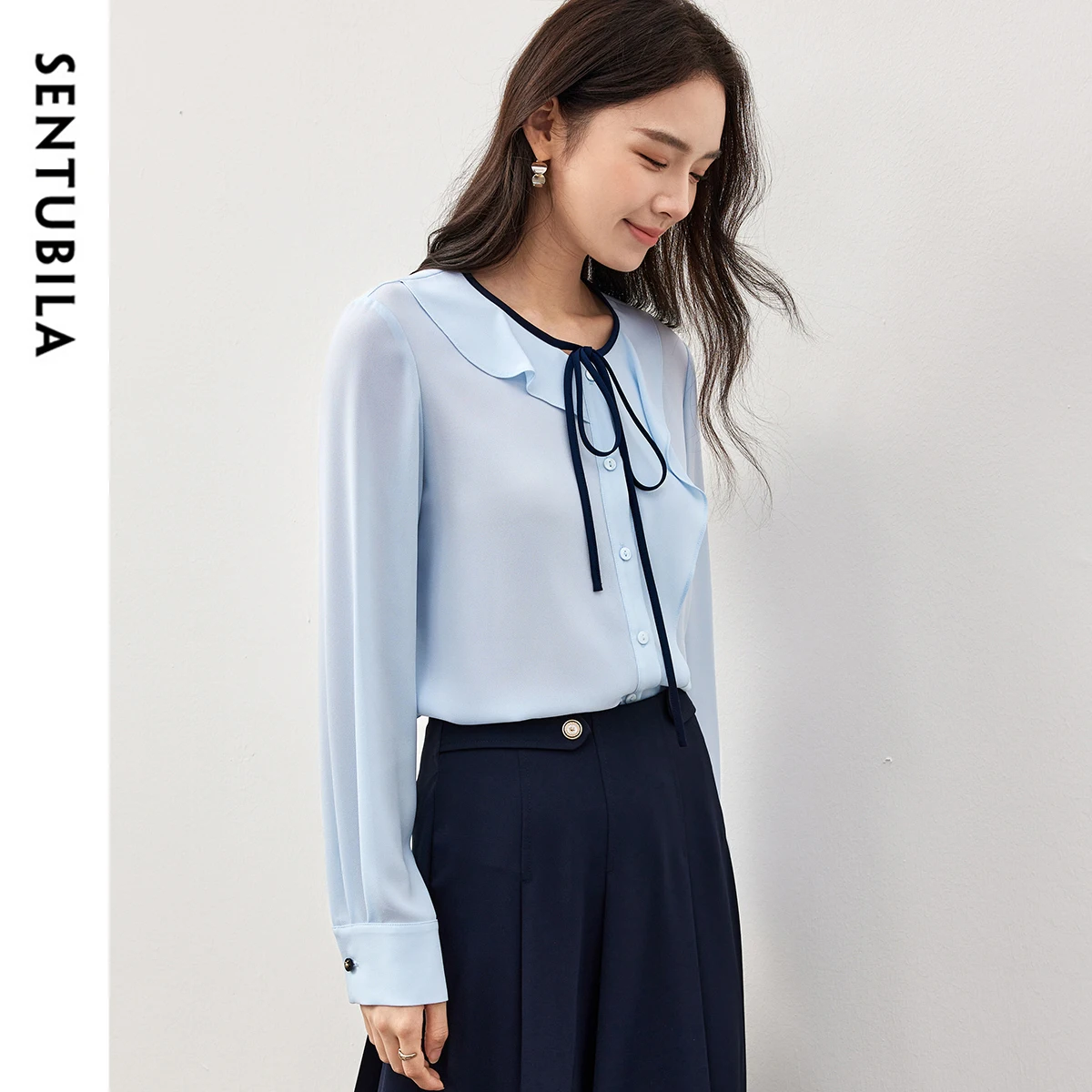 SENTUBILA Women's Shirt Ruffles Lace Up O-Neck Long Sleeve Spring New Style Color Blocking Design Sense Chiffon Blouse 151C58206