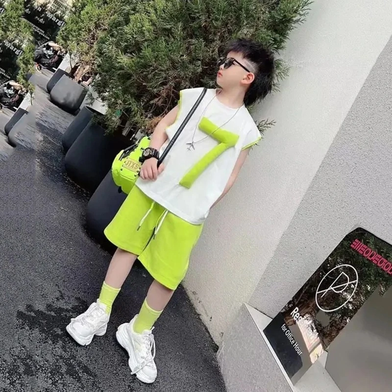Boys' trendy and cool summer outfit2026New Fluorescent Green Dopamine Stylish Vest for Boys