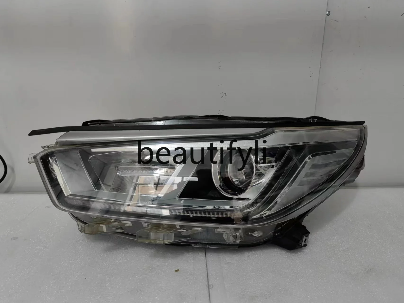 Disassembly car low with LED running light halogen headlight assembly