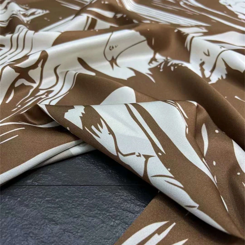 High Quality Fashion Brand Silk Fabric Designer Dresses Shirts Handmade Div Tailors Sewing Khaki New Style Accessories Printing