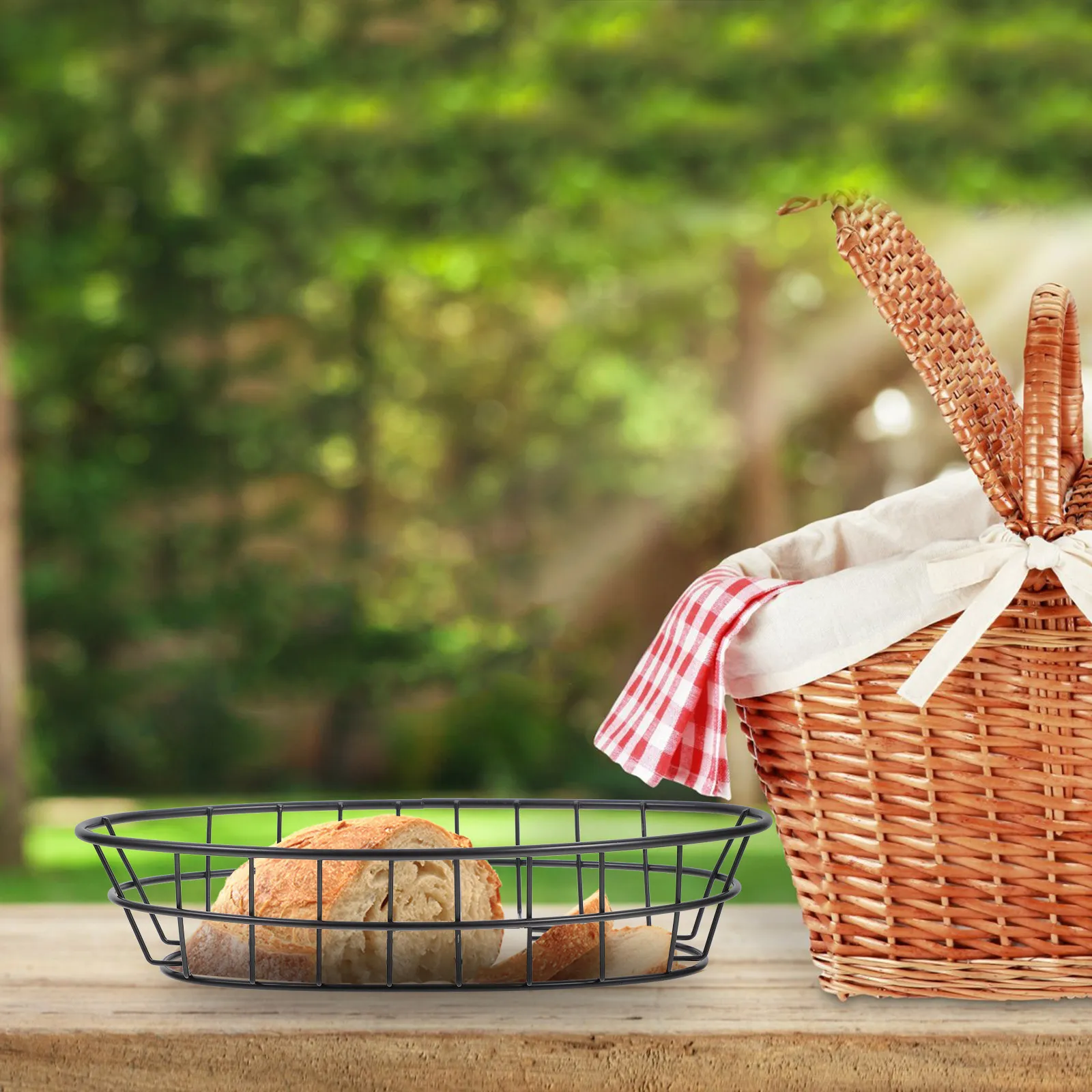 Snack Basket Small Oval Iron Wire Mesh Basket for Crispy Fries Chicken Fruit Vegetables Tabletop Serving Holder Kitchen Counter