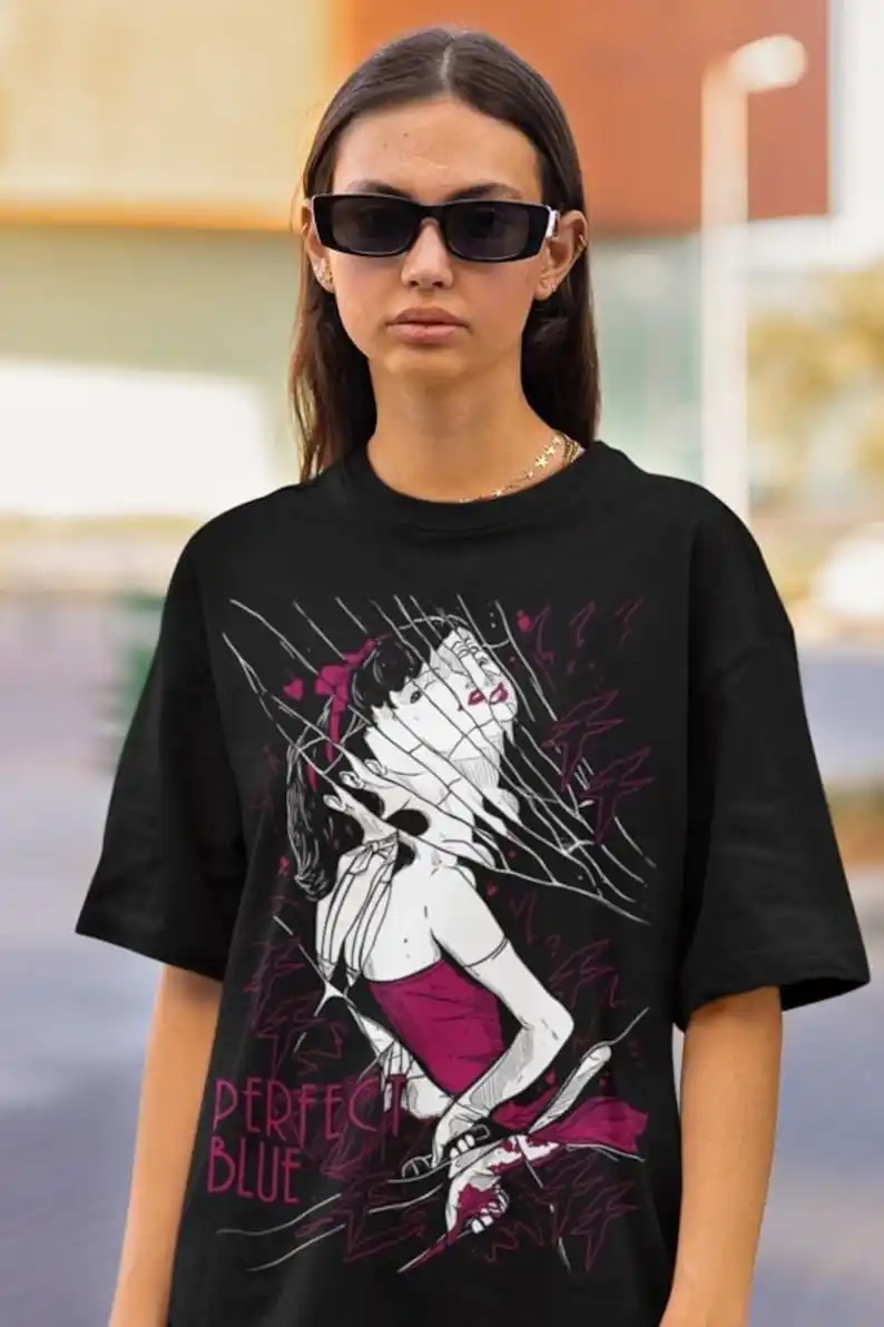 Unisex Horror Manga Creepy Girl T-Shirt, Dark Anime Gothic T-Shirt, Manga Gothic T-Shirt Inactive