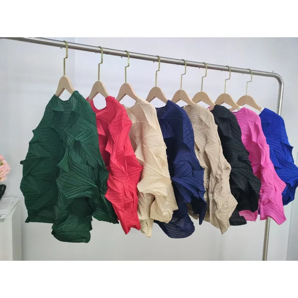 

Miyake Fold Elegant Diamond Pleated T-shirt 2025Summer Women Fashion Seven Points Sleeve Pullover Tops irregular Loose Clothing
