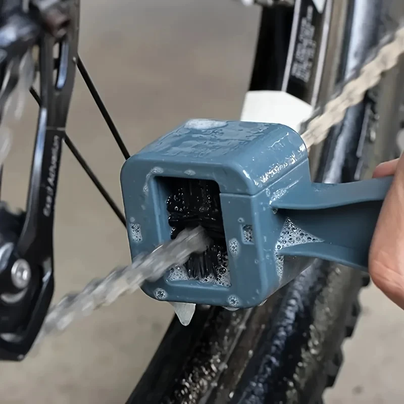 Plastic Chain Gear Grunge Wheel Brush Bicycle Chain Cleaning Brush Portable Bike Motorcycle Cleaning Tool Rim Care Tire view 2