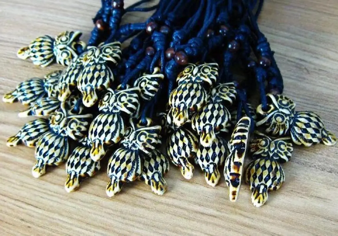 

20 pcs Fashionable Handcrafted Necklace Vintage Owl Totem Tibetan Tribal Pendant