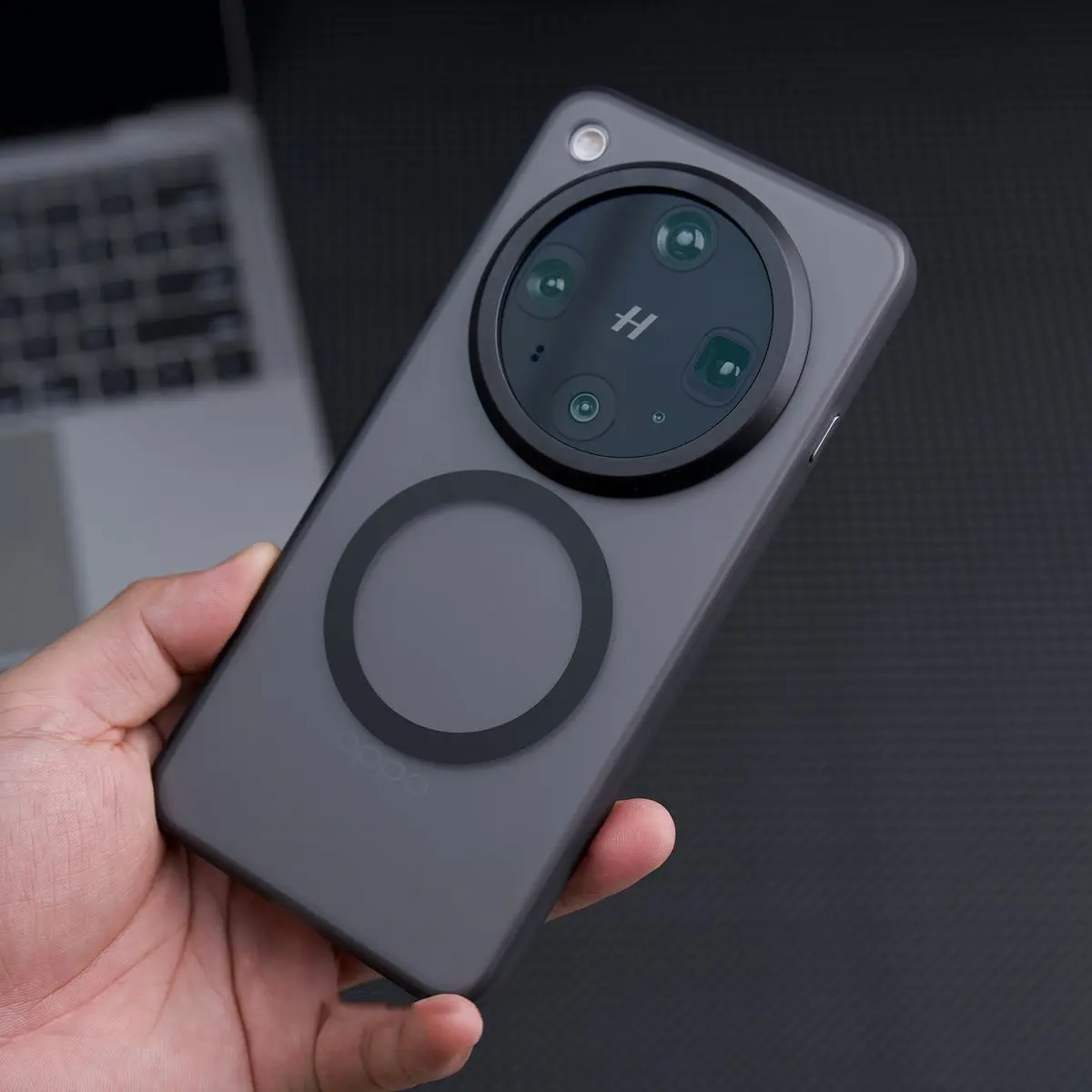 

Case For OPPO Find X9 Ultra Luxury Acrylic Matte Magnet Back Cover For Magsafe Wireless Charging Bumper Funda