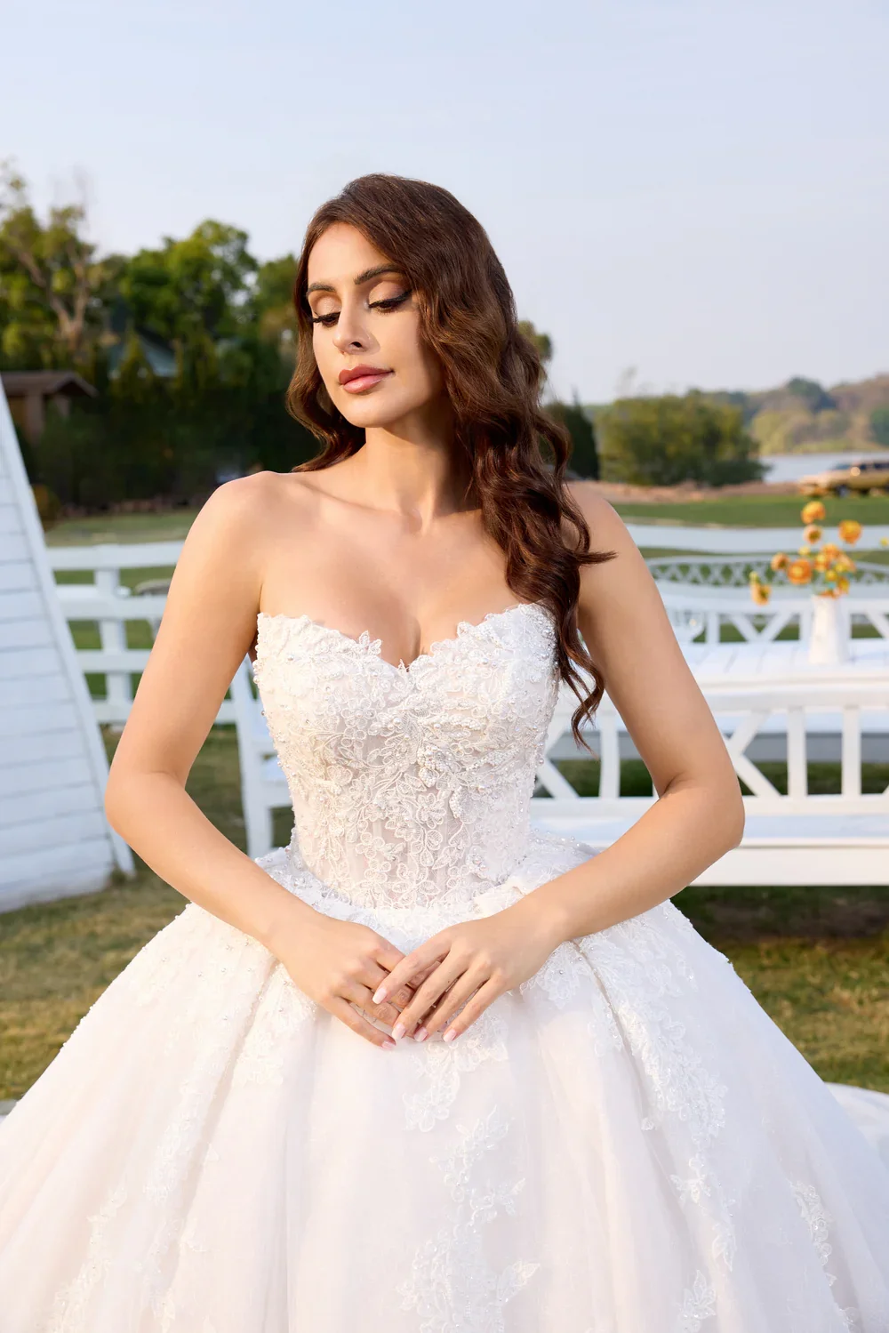 

Роскошное свадебное платье трапециевидной формы по индивидуальному заказу, романтическое кружевное свадебное платье с бисером и аппликацией, платья невесты принцессы в соборе