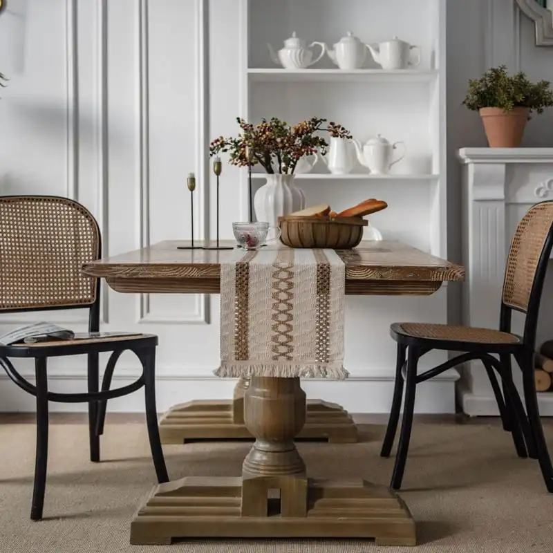 Eco Friendly Burlap Hessian Lace Table For Runner for Wedding Parties and Home with Delicate Lace Edges and Reusable Material