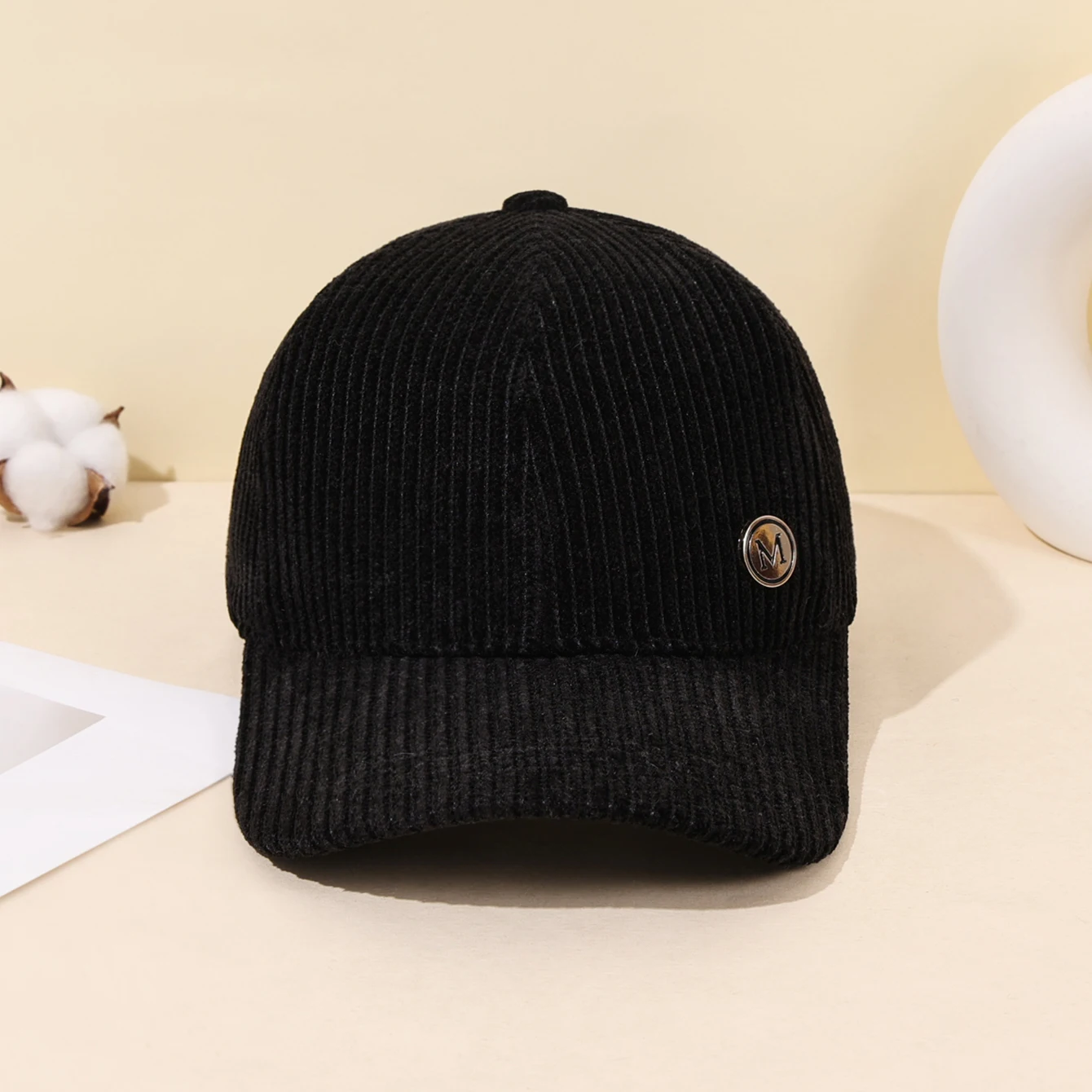 الخريف والشتاء الدافئة سميكة عارضة قبعة العصرية بطة اللسان قبعة الأزياء M شعار إلكتروني تنوعا قبعة بيسبول