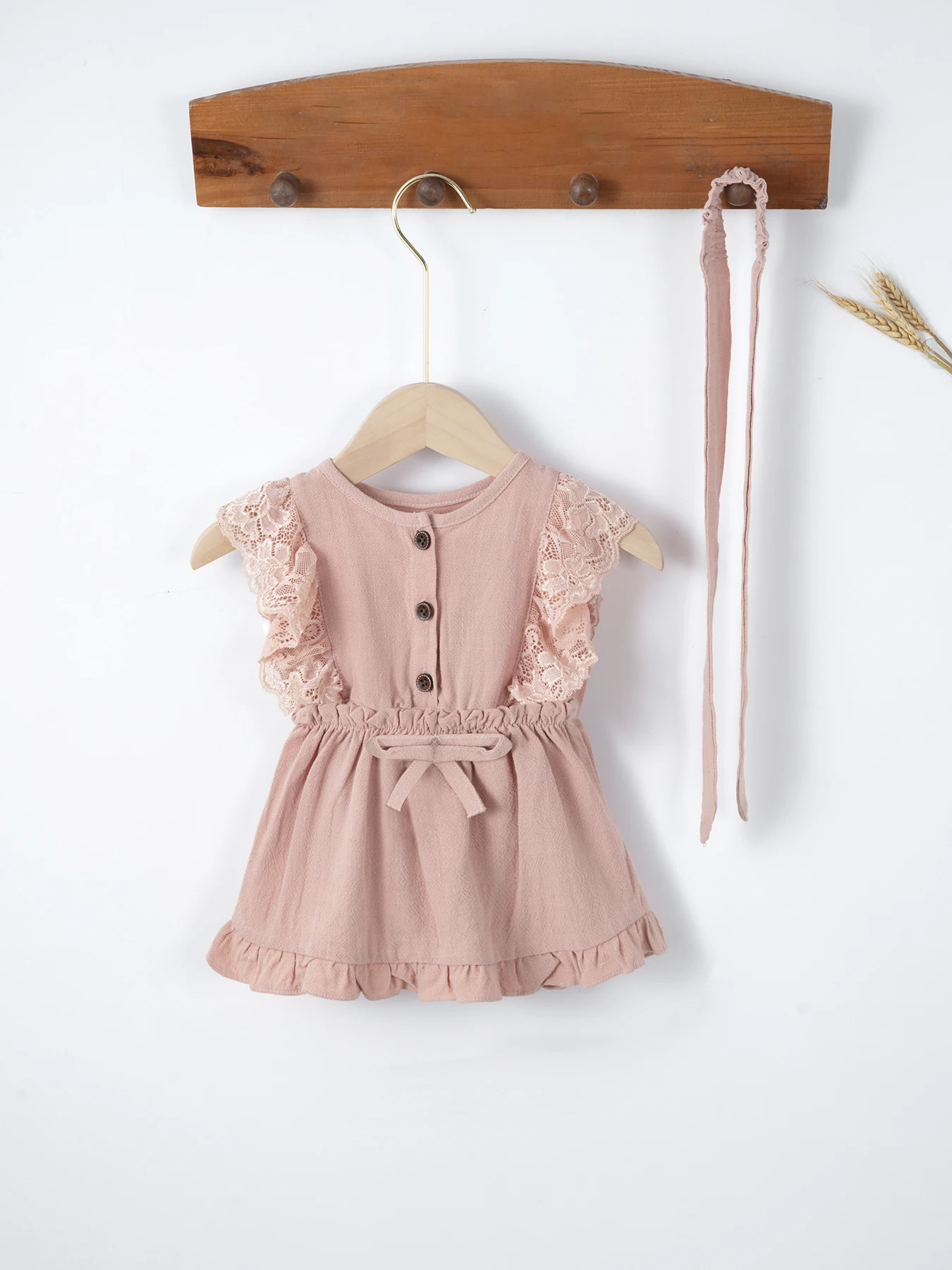 

Кружевная детская одежда без рукавов 100% хлопок пуговицы для новорожденных ярко-красные марлевые милые комбинезоны с оборками для маленьких девочек