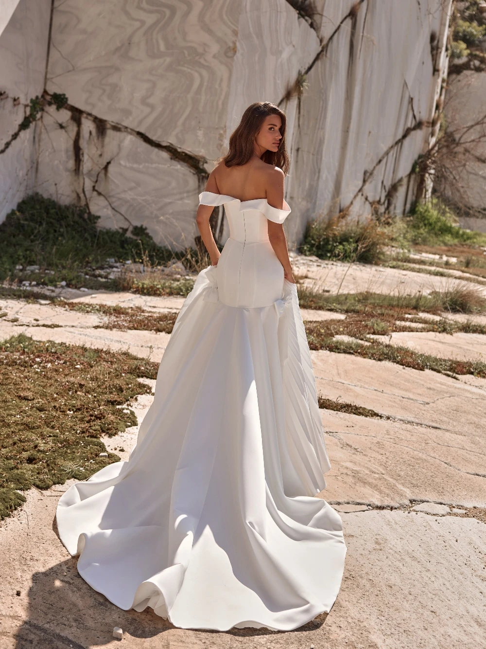 Modern Minimalist Off-the-Shoulder Wedding Dress Satin Fitted Bodice Pleated A-Line Bridal Gown Customized For Destination Bride