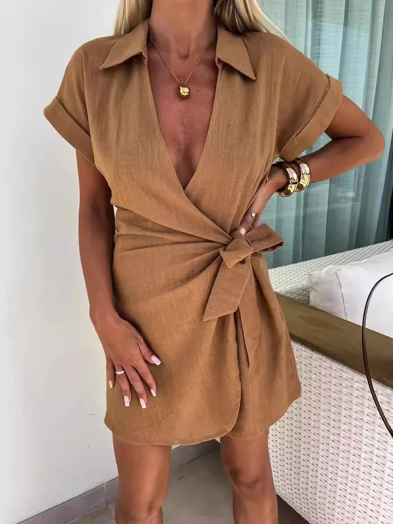 Damski kombinezon w jednolitym kolorze, z krótkim rękawem, z wysokim stanem, spodnie o długości 7/8, rozszerzane nogawki, regularny krój, cienki, letni, nowość.