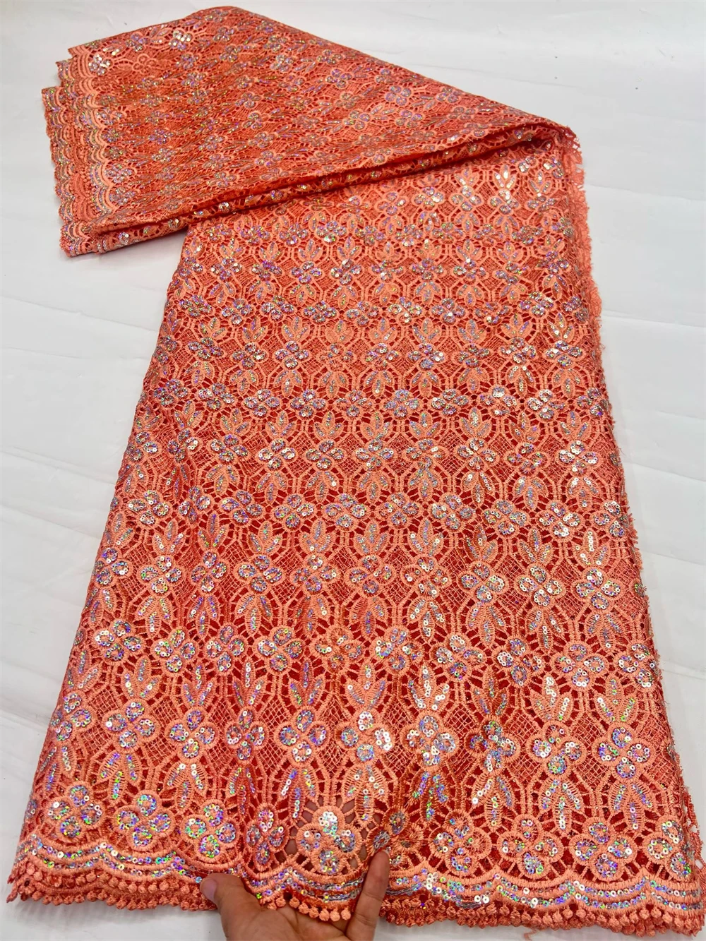 tissu-de-dentelle-soluble-dans-l'eau-a-sequins-et-cordon-guipure-africain-5-yards-derniere-collection-2026-style-nigerian-pour-robes-de-mariee-et-de-soiree-pour-femmes