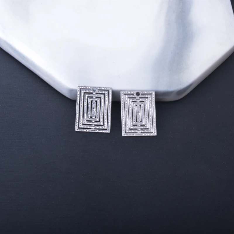 30 Stück AC4299 Messing-Schmuckanhänger in Hellgold, Geometrische Rechteck-Charms, DIY-Zubehör für Damen-Ohrringe und Halsketten – Detail 3