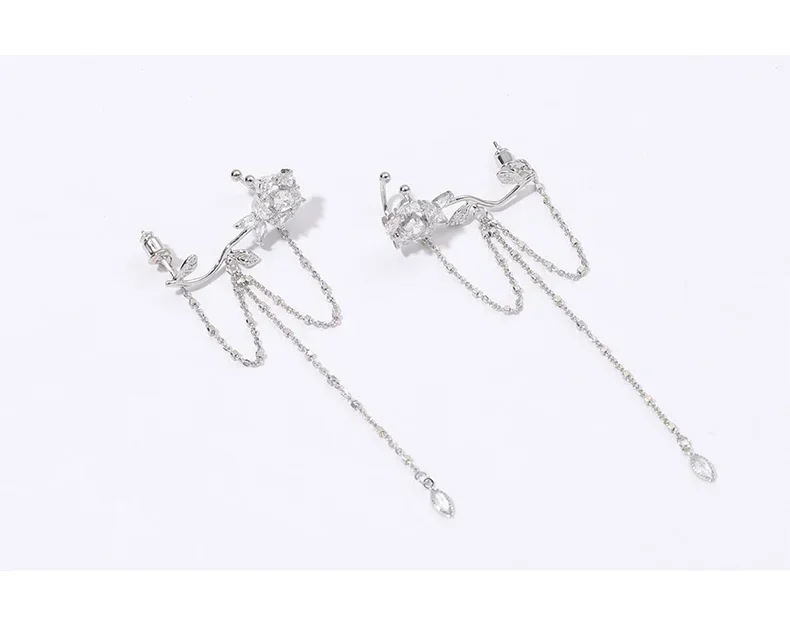 Personalized metal diamond-set rose earrings, earclips, integrated niche design, unique, sweet and cool
