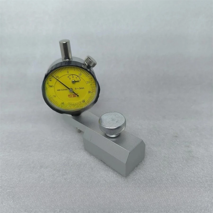 

1 set High Quality levelers with a range of 0-3mm and an accuracy of 0.01mm. For Heidelberg Roland and Komori printing presses