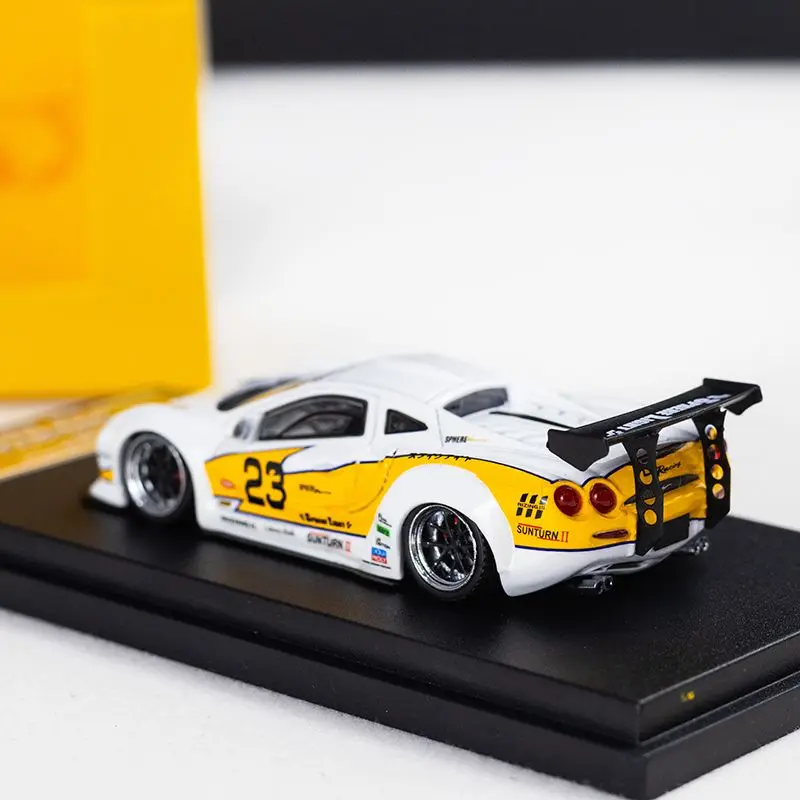 モータル 1/64 オロチ スーパーカー 合金製レーシングカー ダイキャスト＆おもちゃの車 ミニチュアスケールモデルカー 子供向け