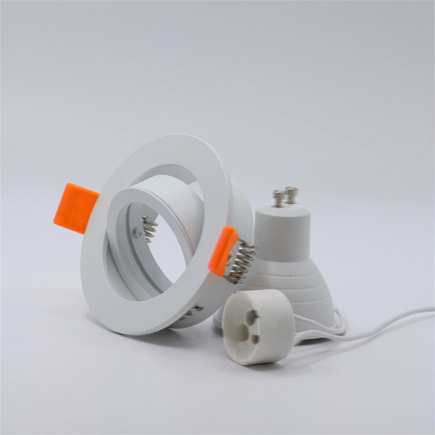 Disesuaikan GU10 MR16 GU5,3 potongan lubang 65mm perlengkapan bingkai LED Downlight ramping perumahan untuk kamar tidur