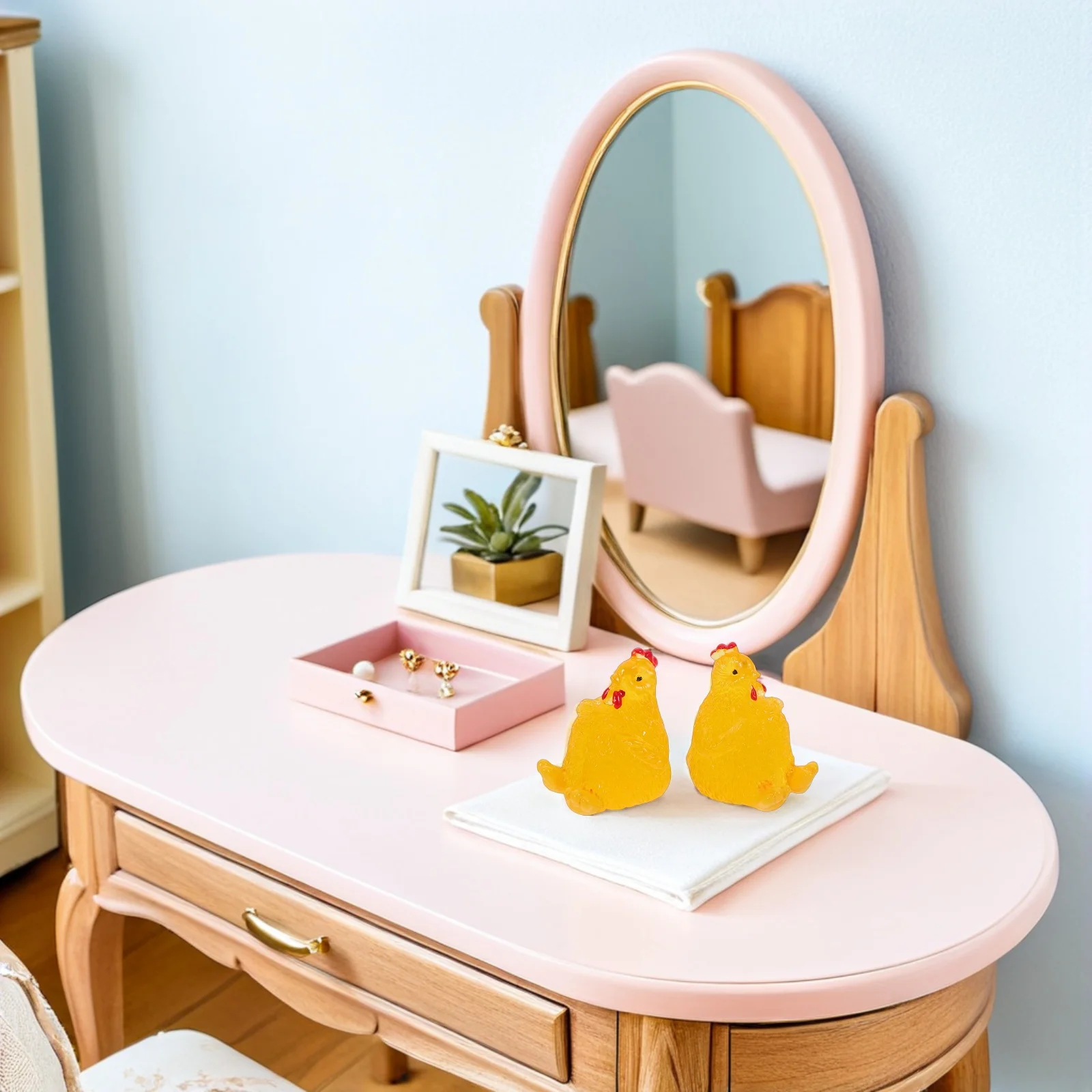 

20Pcs Miniature Resin Chickens Versatile Desktop Decor Adorable Cartoon Shapes for Bookshelves Workstations Tiny Chick Figurines