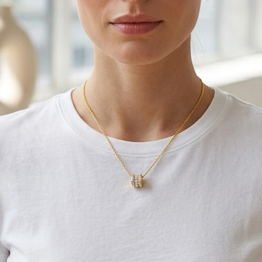 Luxury 18K Gold Plated Stainless Steel Cylinder Pendant Necklace Shiny Cubic Zirconia Small Wheel Charm Jewelry Gift for Women