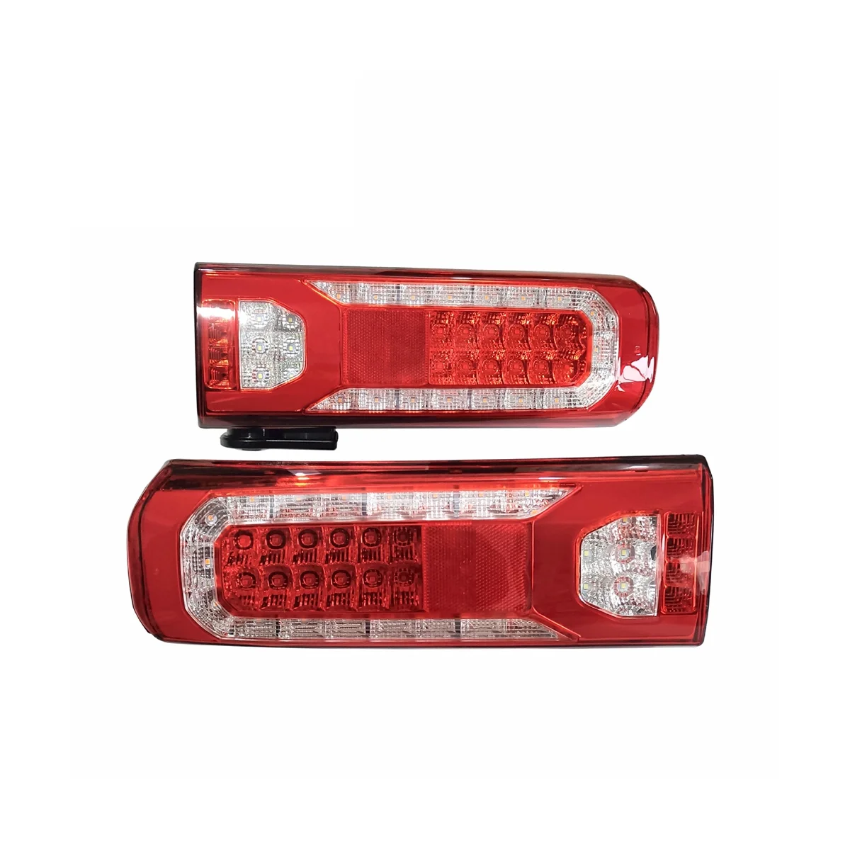 Truck Combination Tail Light (Right+Left) for Mercedes-Benz ACTROS Rear Tail Light Turn Signal 0035443303 0