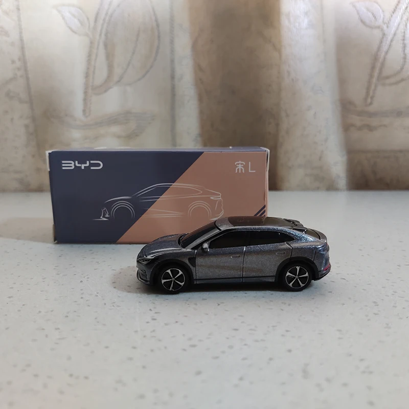 Byd-合金車モデル,収集可能なおもちゃ,装飾品,お土産,ダイキャスト1:64スケール