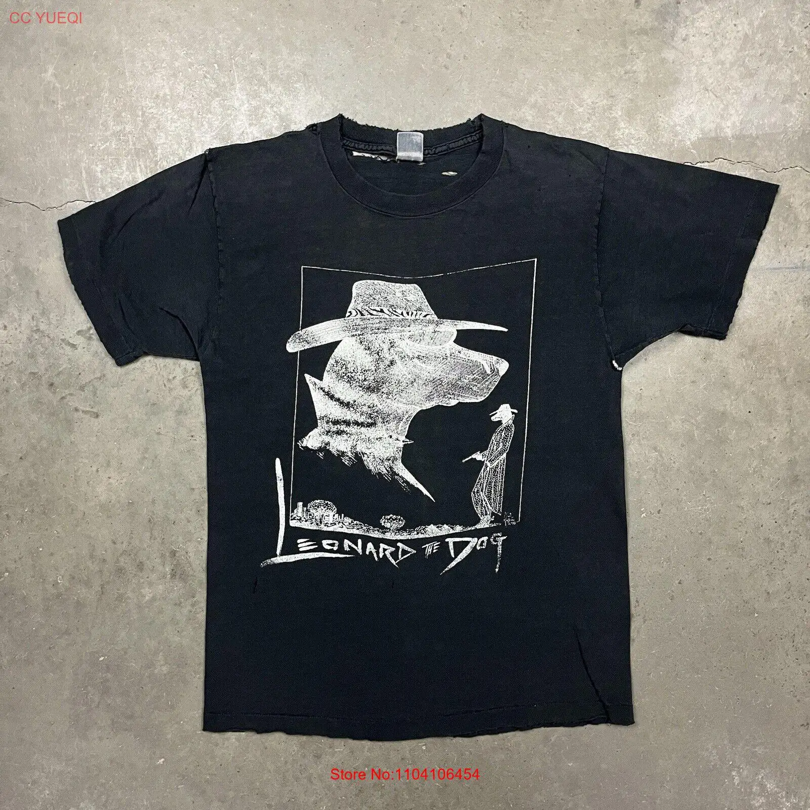 

Винтажная футболка 90-х годов Sun Faded Distressed Leonard The Dog с рисунком, черная M