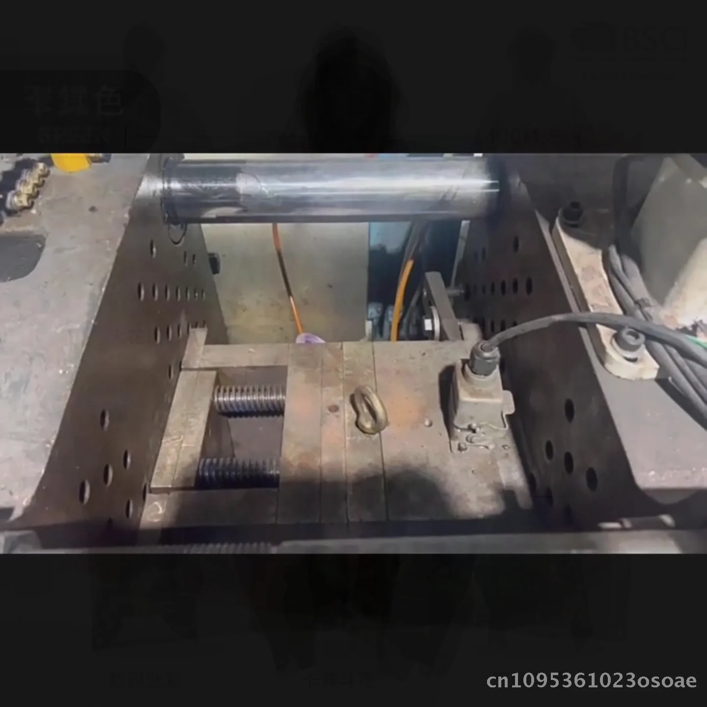 

Интернет-знаменитости, пиво, ликер, винный набор, ручная огнеупорная бочка, винный пистолет с фильтром, минималистичный стиль, 1,5 л