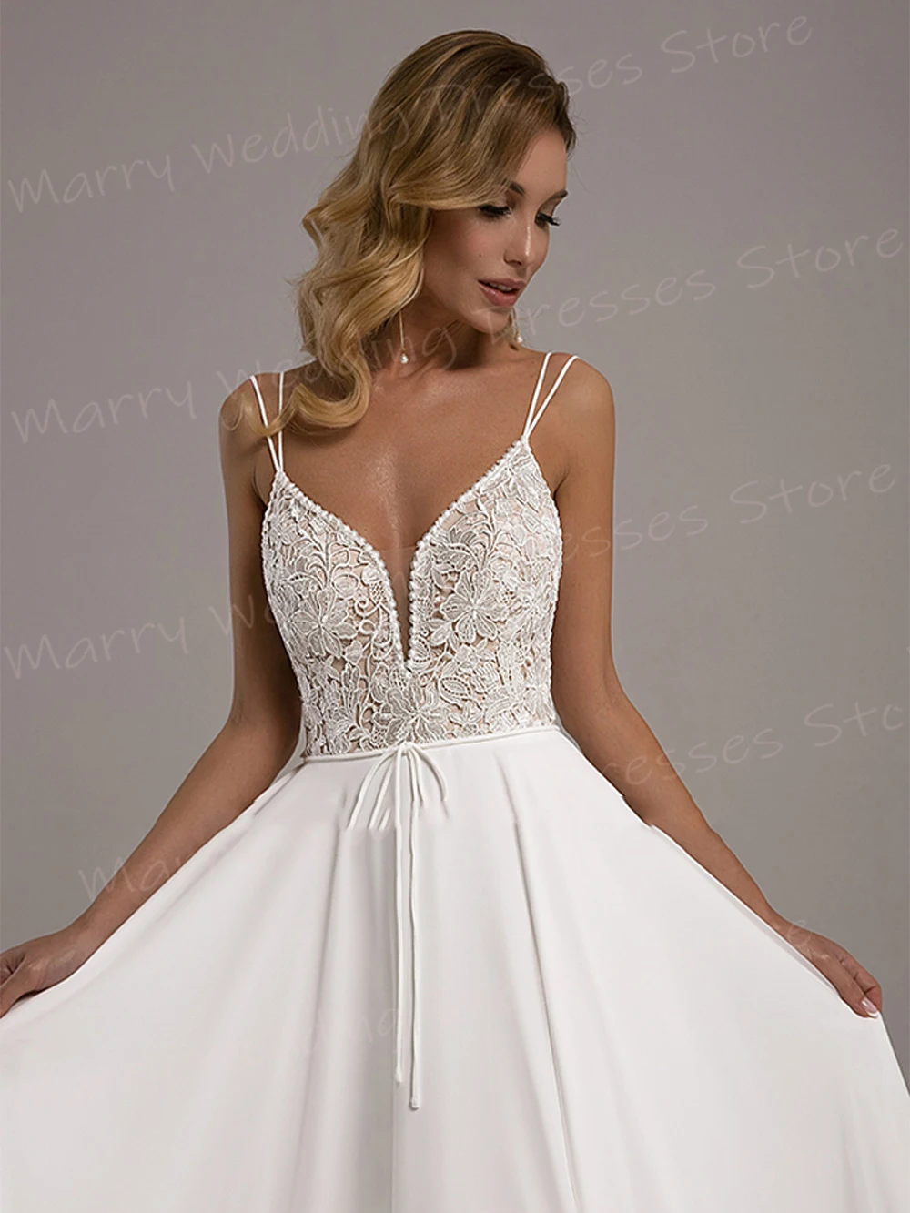 Robes de mariée A-ligne pour femmes, appliques en dentelle moderne, bretelles spaghetti, belle robe sexy, mariée éducative