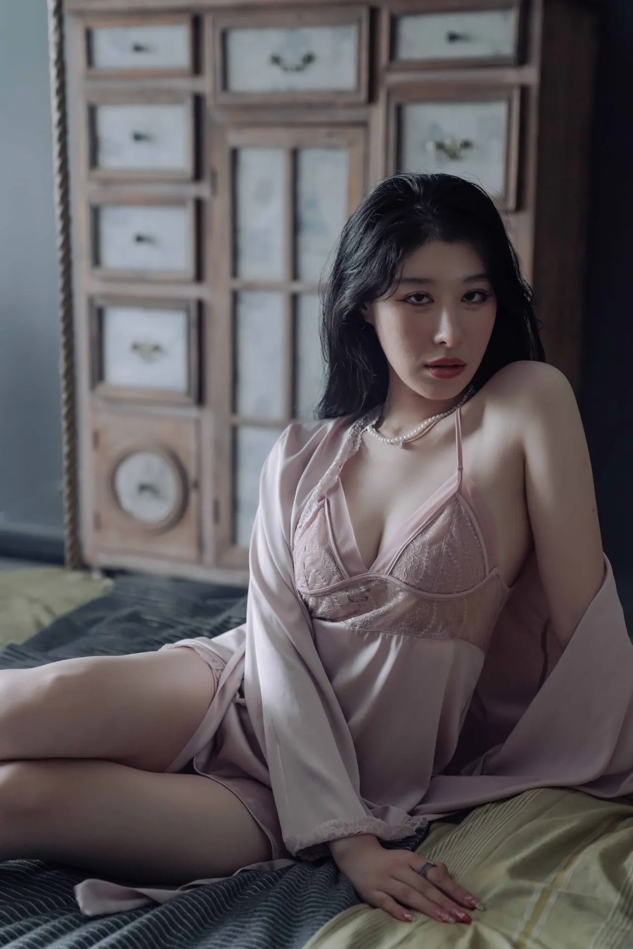 Sexy lace nightdress women dress ice silk sling V-neck thin pajamas pink thin hot private room home service