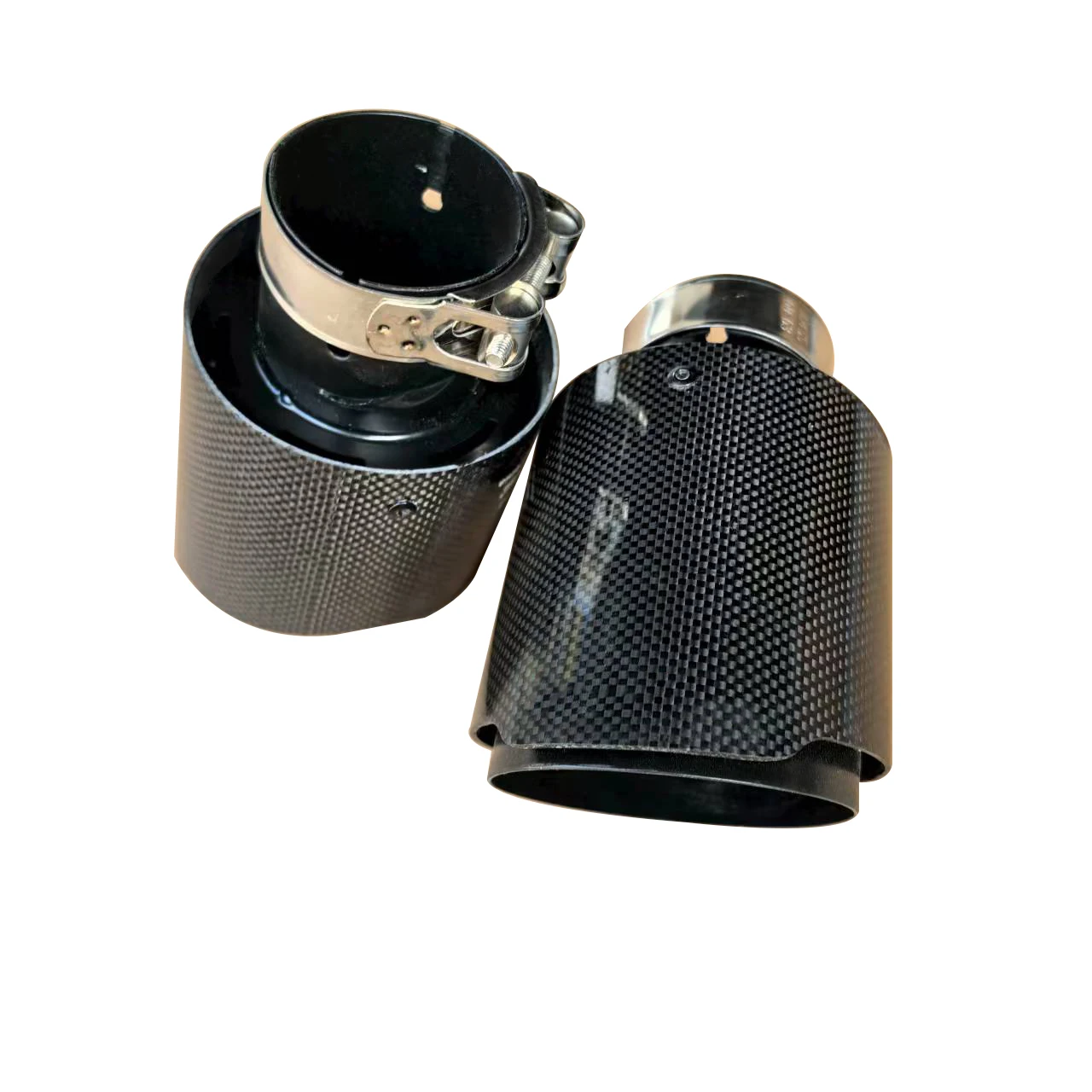 

1Pcs Automobile universal carbon fib exhaust tail throat single outlet exhaust nozzle bright stainless steel exhaust tip