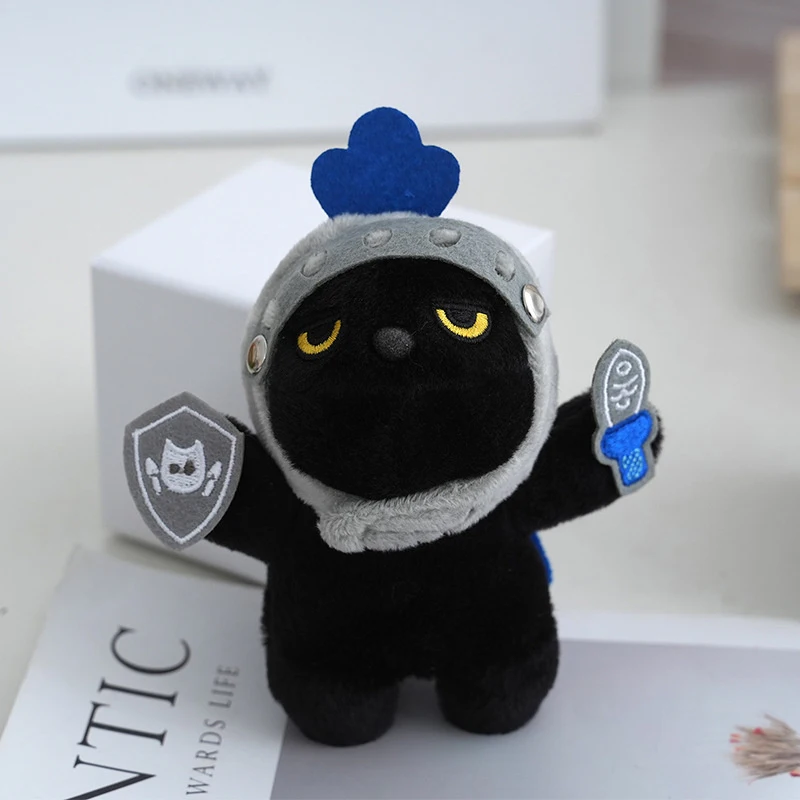 ใหม่รุ่น Q Knight Cat ตุ๊กตาตุ๊กตาของเล่นพวงกุญแจกระเป๋าเป้สะพายหลังจี้ Keyring ผู้หญิงของขวัญวันเกิด