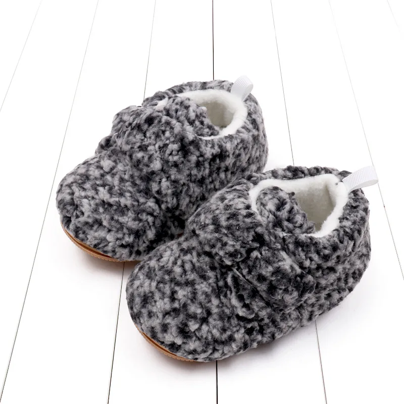 BeQeuewll Infant Baby Fleece Slippers Soft Anti-Slip Elk Booties Winter Warm Toddler Crib Shoes For 6-15 Months