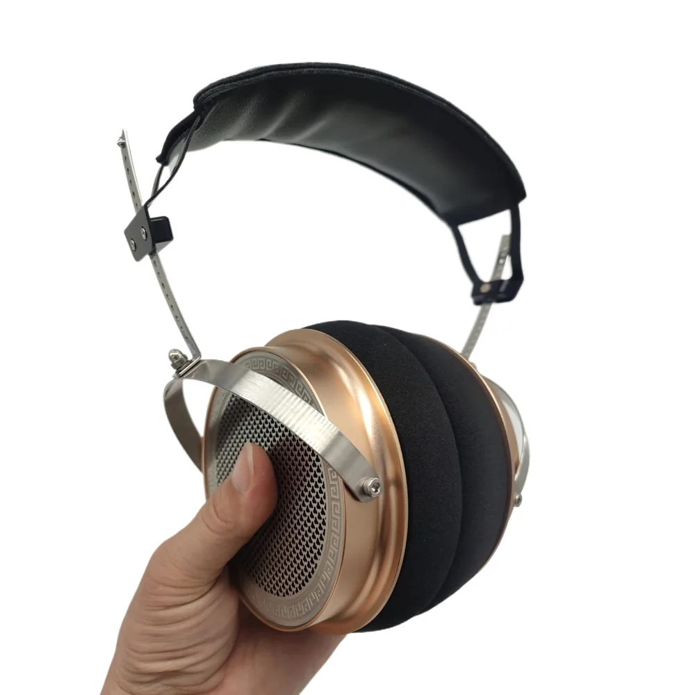 Wireless Bluetooth - Aurras handcrafted 70mm speaker headphones with subwoofer stereo design, optimized for sports computers