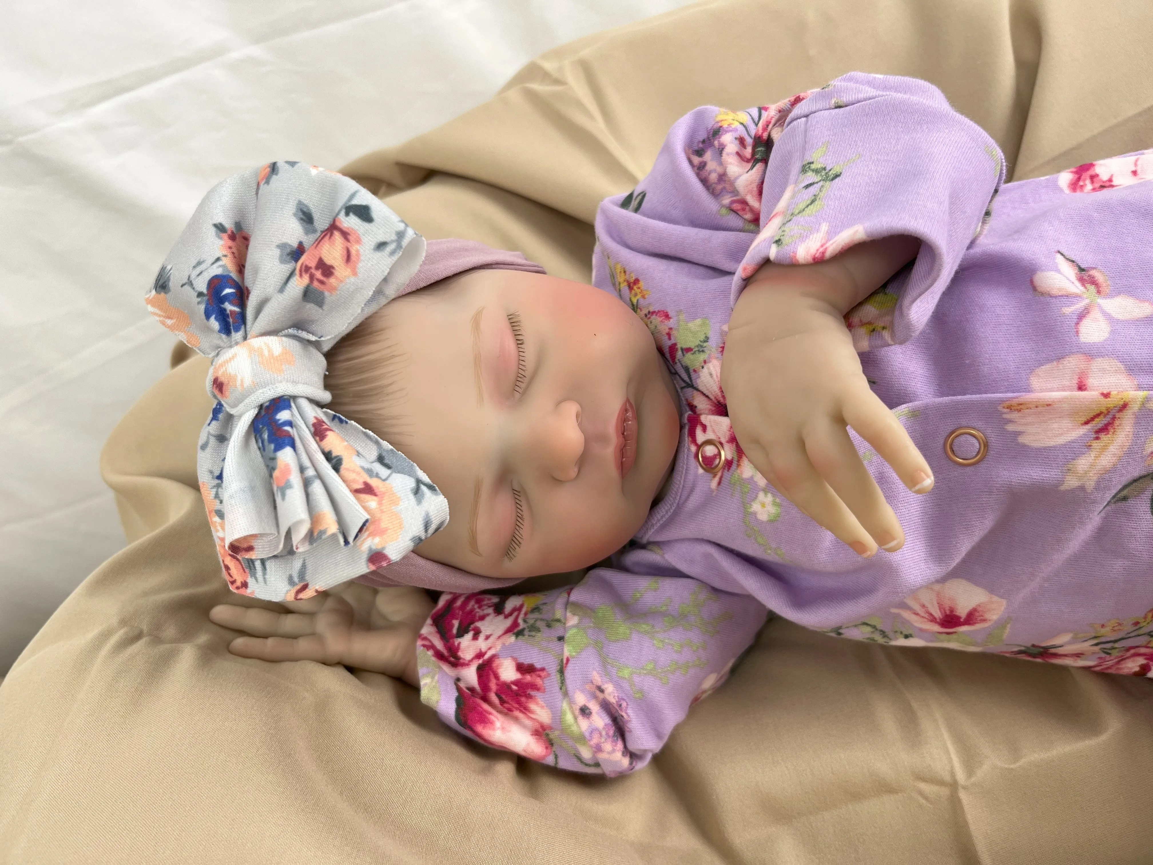 21inch 52cm Already Painted Finished Reborn Baby Doll Laura Handmade Reborn Preemie Baby Newborn Kids Toy Figure Gift Girl Dolls