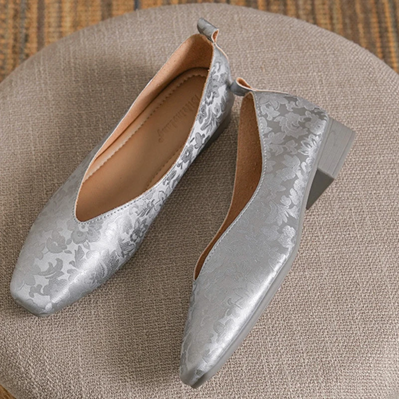 

2024 Silver ballet flats woman square toe loafers women v cut dress shoes size 43 ladies microfiber leather mocassins low heels